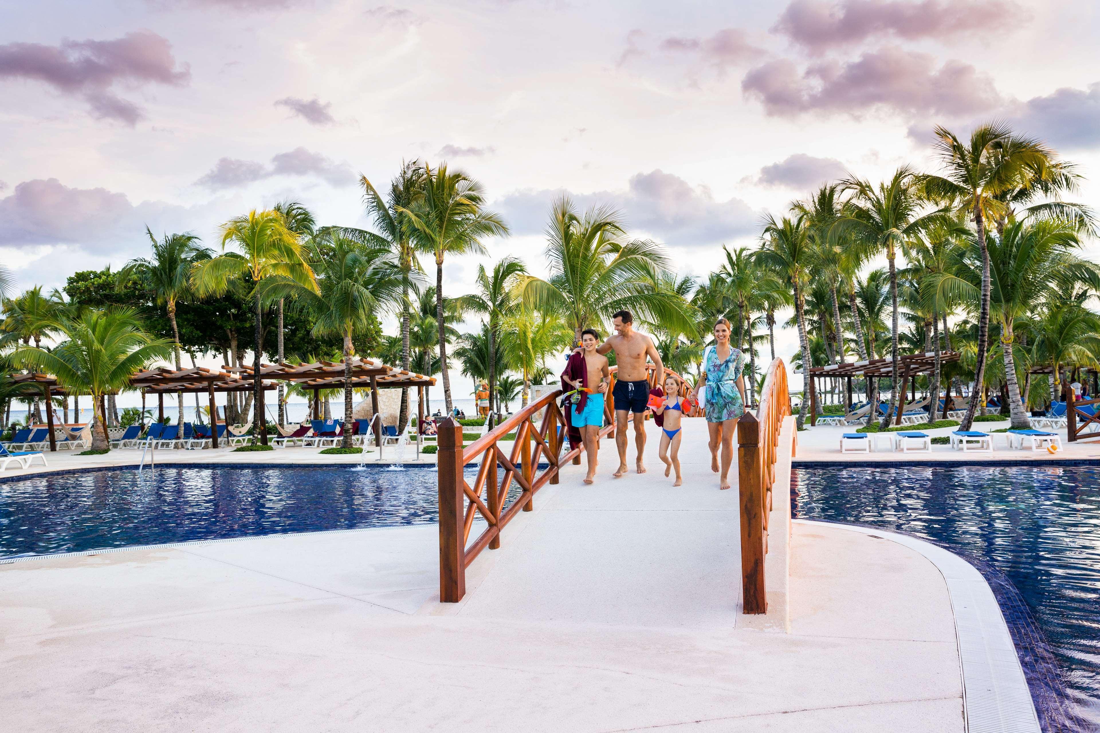 Resort Barcelo Maya (adults Only)